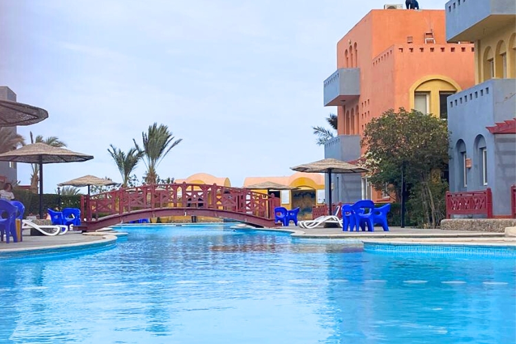 .beachfront apartment al dora for sale hurghada egypt